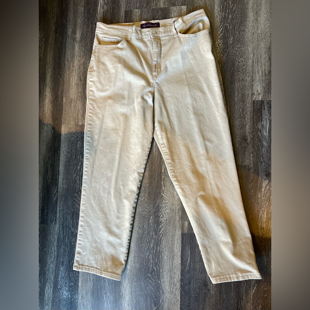 Plus size pants Gloria Vanderbilt